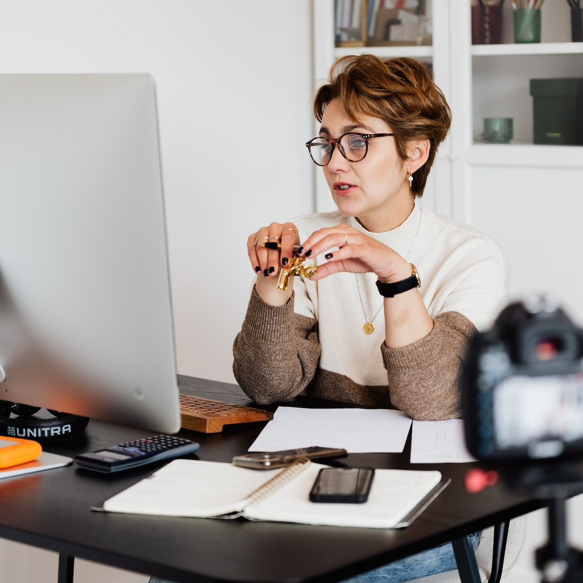busy-professional-healthy-snacks